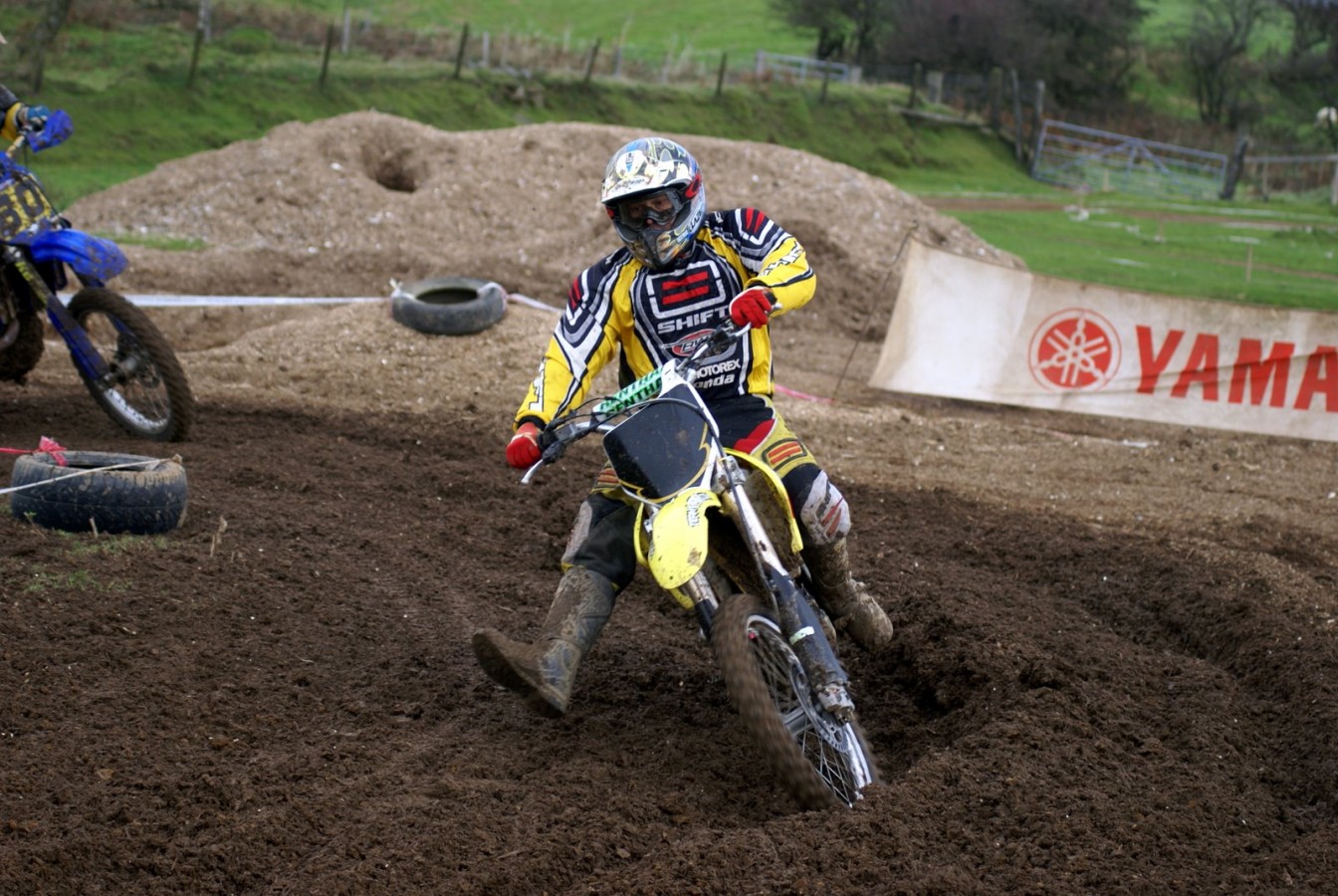 Cefn Parc MX Trax Bridgend, click to close